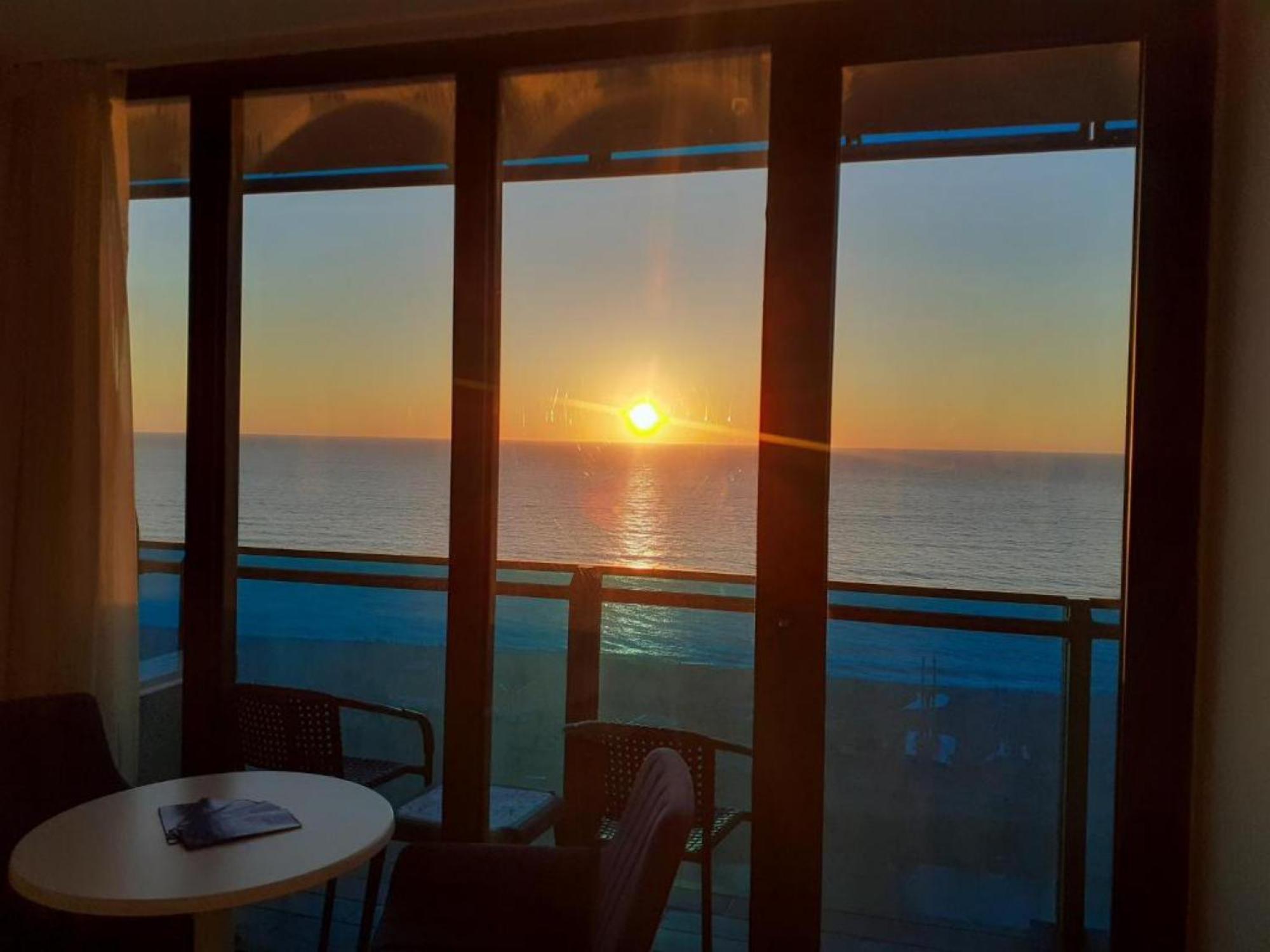 אפרטהוטל באטומי Orbi City Sea View מראה חיצוני תמונה